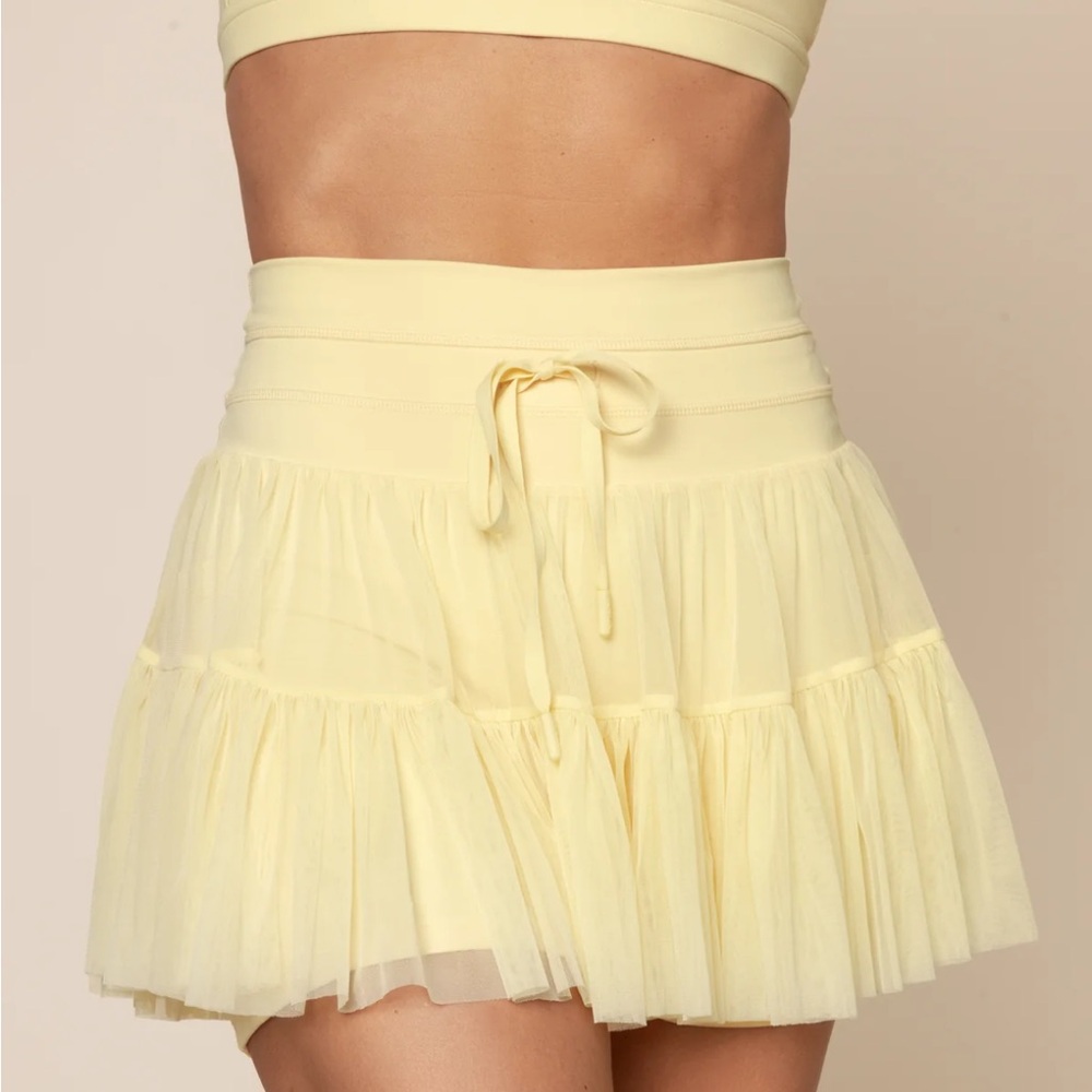 POPFLEX Pirouette Skort - Buttercream - M